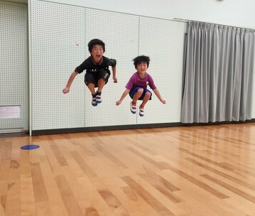 子どもの運動不足が心配！家庭でできる簡単なリズム運動とは？