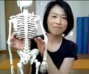 骨盤をゆるめる